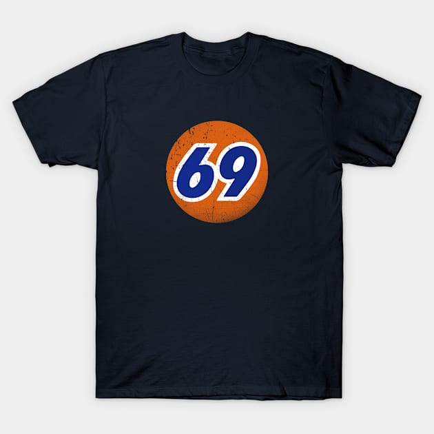 69 76 T-Shirt by NINN